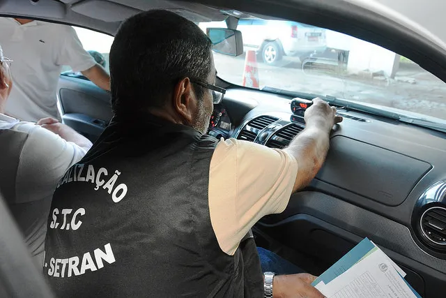 Para abertura do processo, é preciso apresentar uma relação de documentos na secretaria