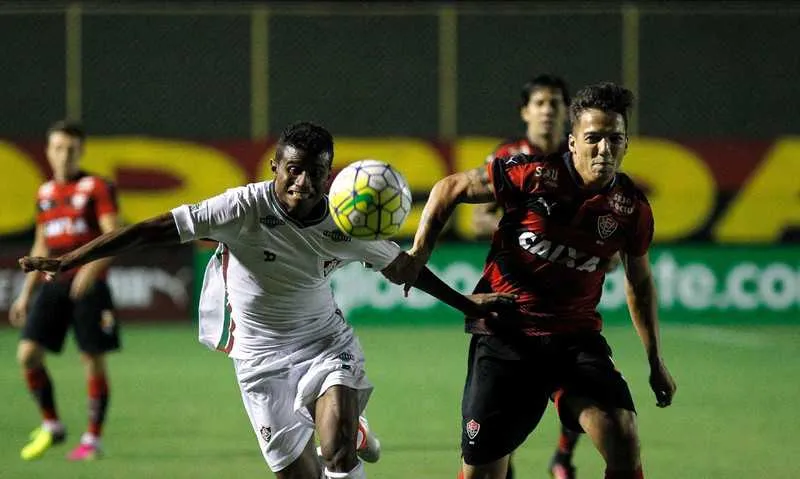 Imagem ilustrativa da imagem Tricolor não sai do zero com o Vitória e completa três jogos sem vencer
