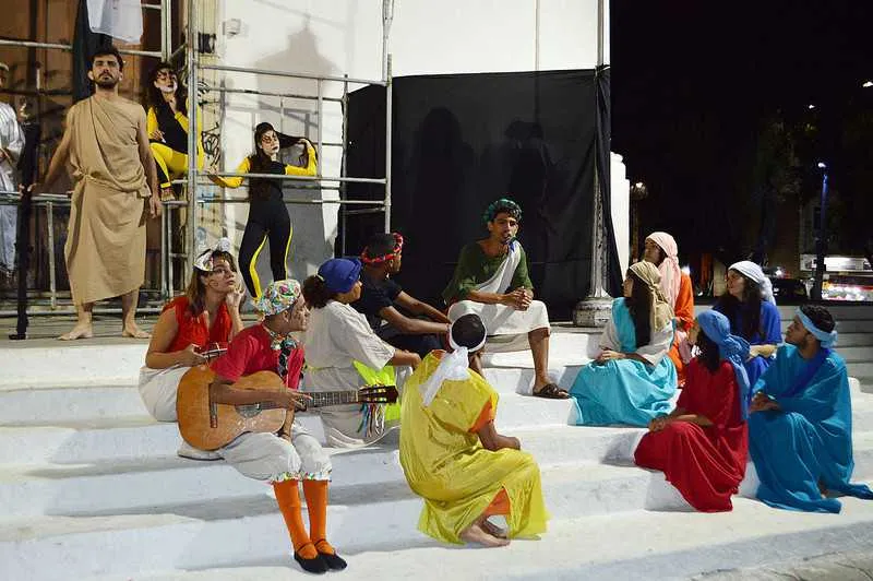 A peça “Voz que Clama no Deserto” narra a história de São João Batista, padroeiro da cidade