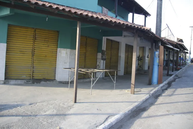  De acordo com PMs, rapaz estaria armado com pistola calibre 45. Durante o dia, comerciantes foram obrigados a fechar as portas