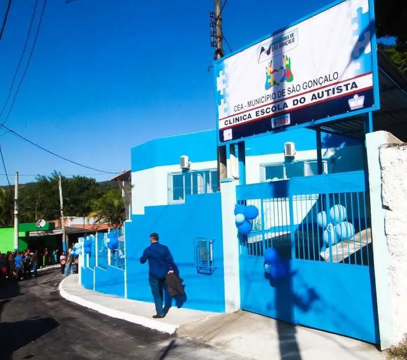 A Clínica Escola, que fica em Maria Paula, foi inaugurada em junho para atender a população
