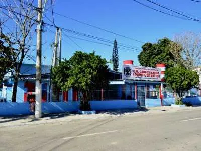 Escola Municipal Carlos Magno Mattos: um dos locais das aulas