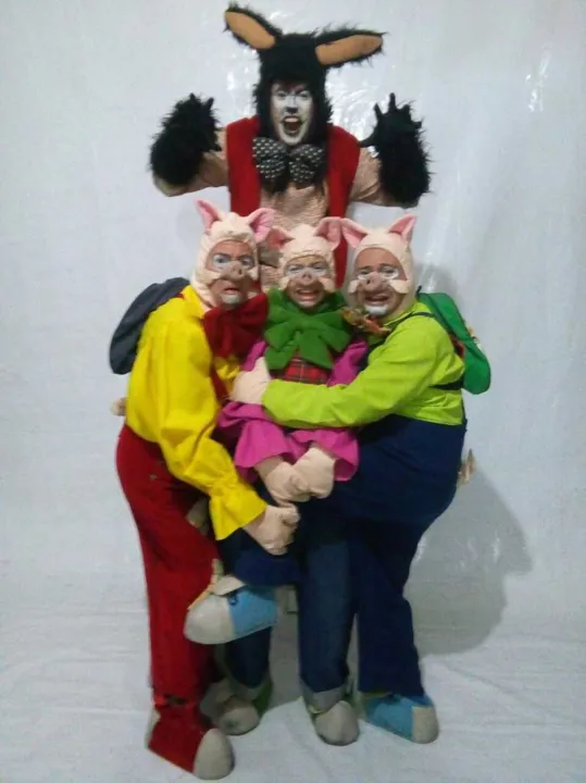 Imagem ilustrativa da imagem Três porquinhos e Peppa divertem na AMF