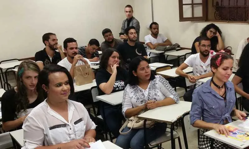 Imagem ilustrativa da imagem Fies: selecionados podem concluir inscrição a partir de hoje