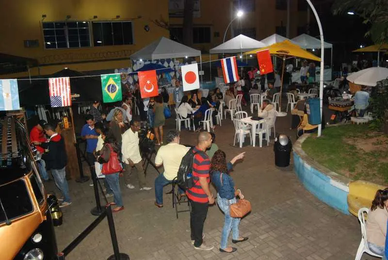 Trinta trucks estarão distribuídos na Praça do Zé Garoto
