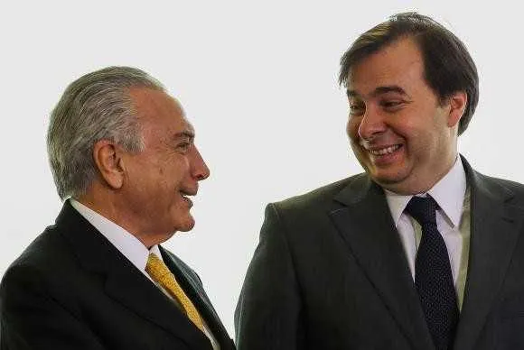 Imagem ilustrativa da imagem Renan e Maia jantam com Temer e querem criar agenda comum com o governo