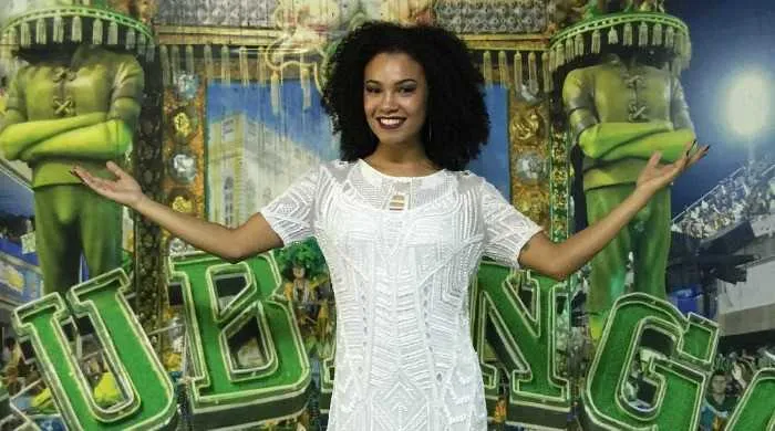 Imagem ilustrativa da imagem Coroação de Rainha de Bateria na Cubango