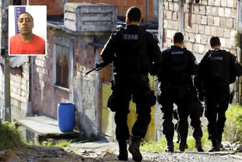 Tineném estava na Coruja