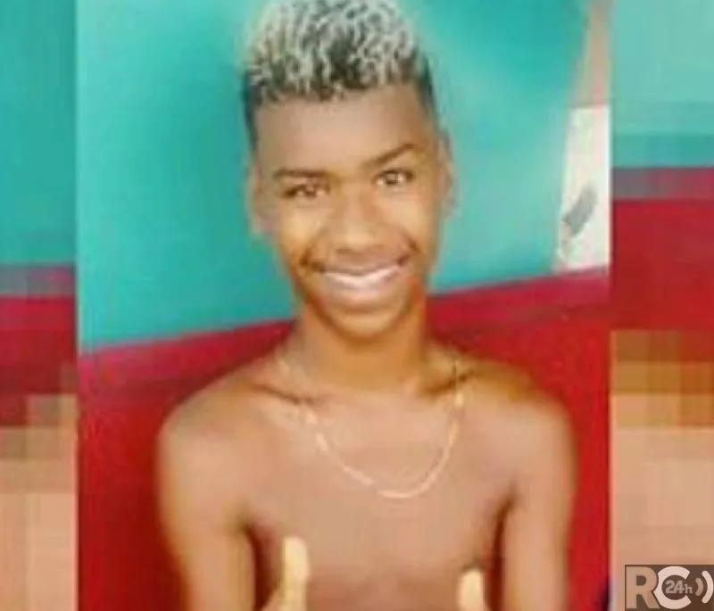 André saía da Escola Municipal Edith Castro, onde fazia