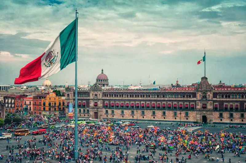 Imagem ilustrativa da imagem Governo do México oferece bolsas de estudo