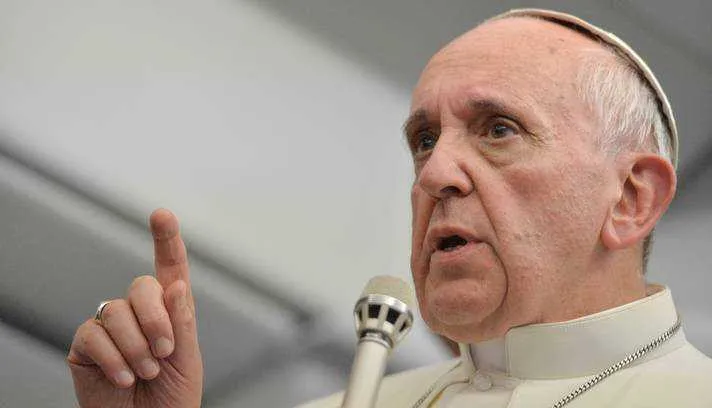 O líder da Igreja Católica  disse  que o esporte deve promover "a paz no mundo"