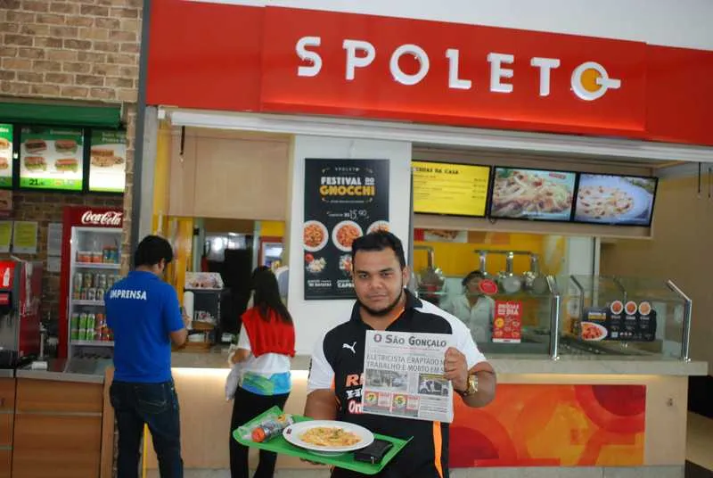 Wendel aproveitou a promoção no Pátio Alcântara ontem
