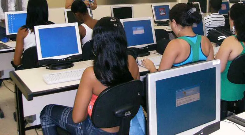 Imagem ilustrativa da imagem LBV oferece aulas gratuitas de informática em São Gonçalo
