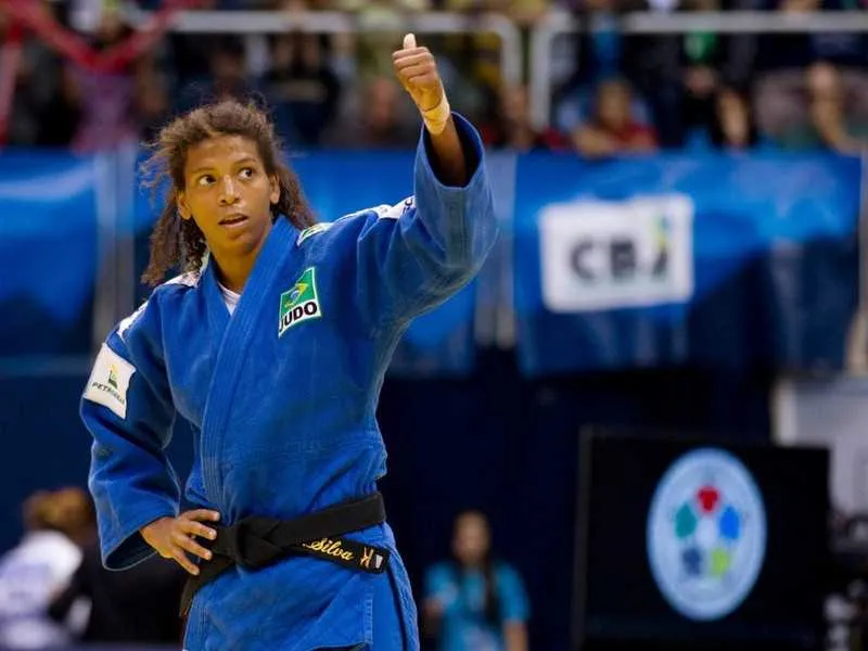 Com um wazari, Rafaela ganhou da atual número 1 do ranking mundial de judô, em sua categoria