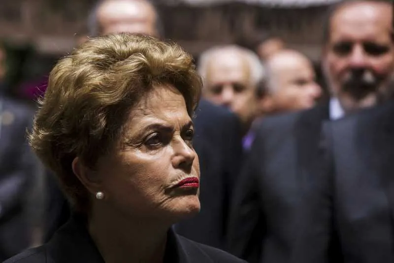  A Presidente Dilma agora vai a julgamento final pelo plenário do Senado.