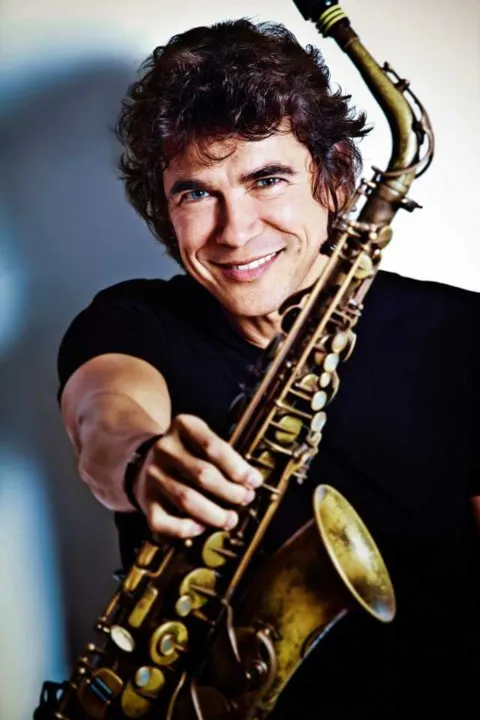 O saxofonista Milton Guedes vai fechar a série de shows na Praça Orlando Barros Pimentel