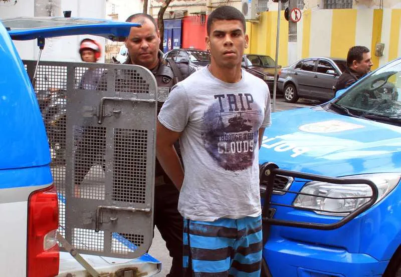 Flagrado com drogas, Playboy estaria cobrando uma espécie de ‘pedágio’ dos operários