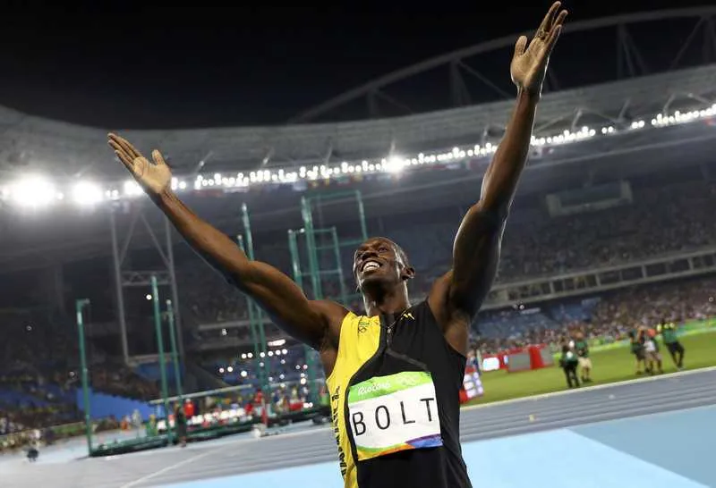 Torcida comemorou vitória de Bolt nos 100 metros rasos