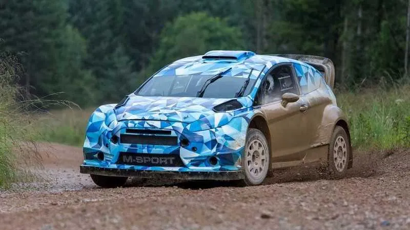O carro está sendo especialmente desenvolvido para a próxima temporada do Campeonato Mundial de Rali