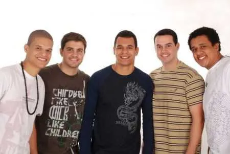 Imagem ilustrativa da imagem Feijoada e muito samba no Tamoio