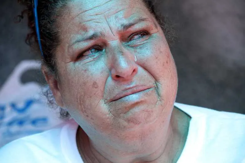 Rafael entrou em contato com a fmaília pela última vez há três dias. Mãe do jovem, Solange tem esperanças de encontrá-lo vivo