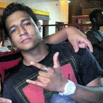 Douglas Loureiro, de 22 anos, morava no Alcântara, São Gonçalo