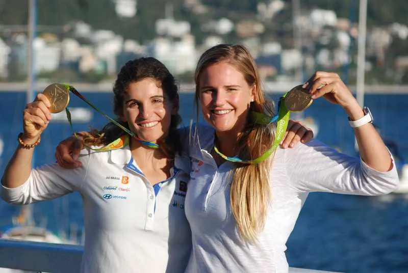 Martine Grael e Karina Kunze compartilharam muitas coincidêcias em suas trajetórias, além de um 'DNA' ligado ao esporte
