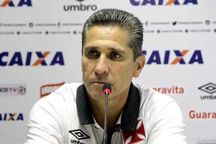  Jorginho acredita que o time vai retomar o caminho das vitórias