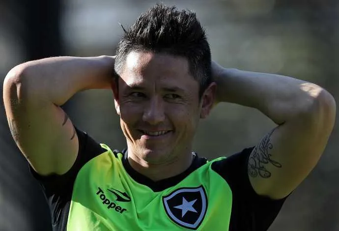 Canales ainda não marcou desde que saiu da Universidad-CHI