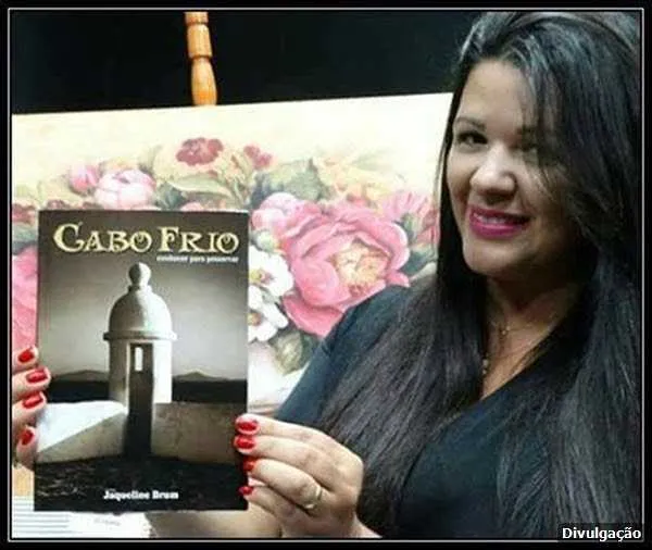 Os escritores cabofrienses tiveram seus trabalhos financiados pela Secretaria de Cultura