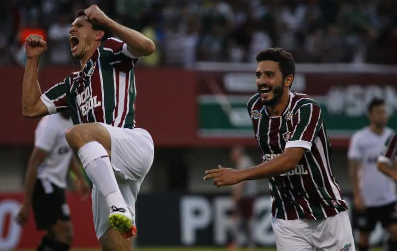  Magno Alves comemora gol decisivo contra o Figueira, em Edson Passos, em partida acirrada