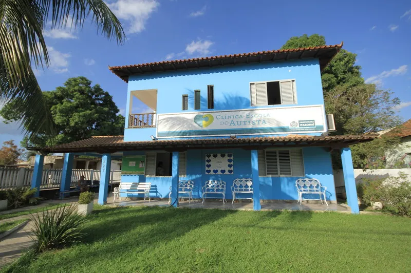 As aulas acontecerão na Clínica-Escola do Autista, que fica no bairro de Venda das Pedras.