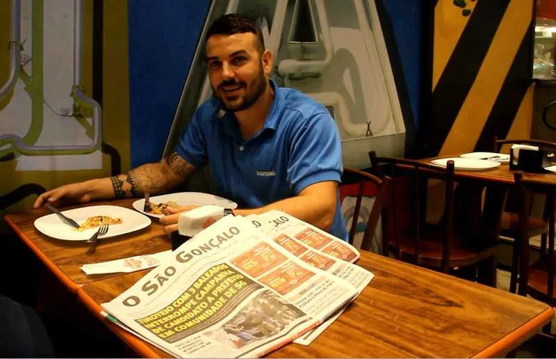Diego Magalhães foi um dos leitores de O SÃO GONÇALO que aproveitaram a promoção, ontem