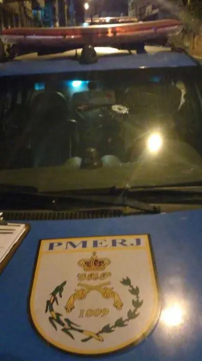 Disparo atingiu para-brisas