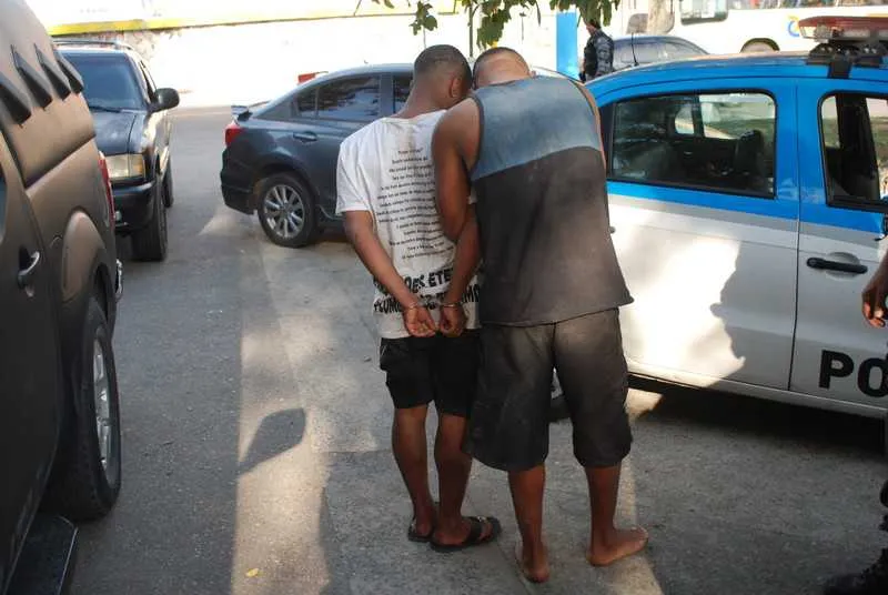 jovens foram reconhecidos pelas vítimas na 73ªDP (Neves)