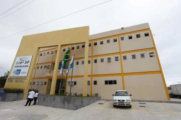 Outras oito pressoas foram presas durante megaoperação deflagrada por policiais da 119ªDP (Araruama), na manhã de ontem