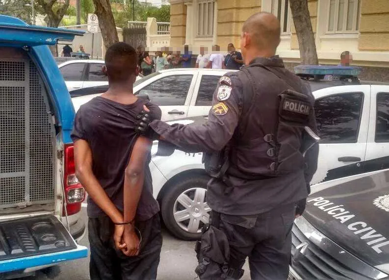 O outro adolescente foi encaminhado para a DPCA de Niterói