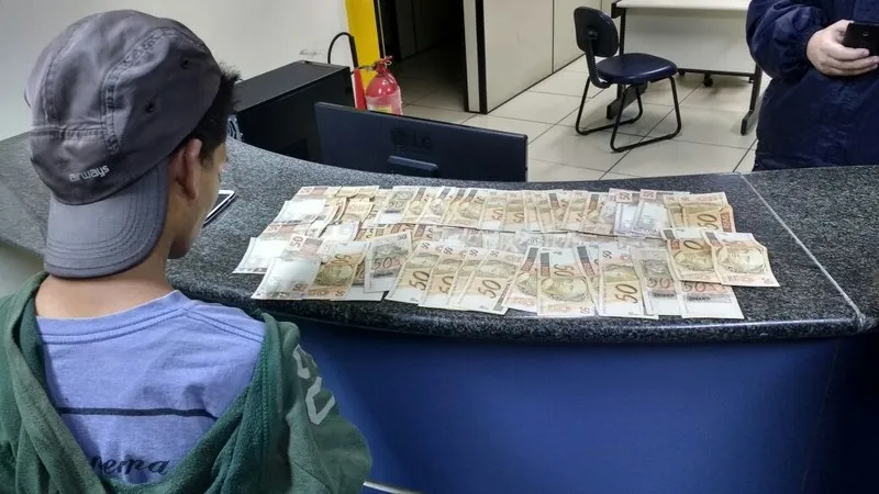Valéria foi surpreendida quando foi pegar o valor do resgate