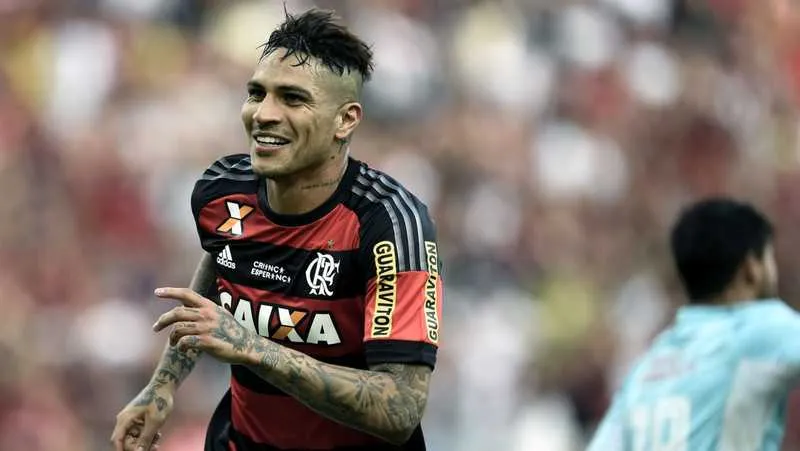 Guerrero é um dos convocados que pode fazer falta ao clássico