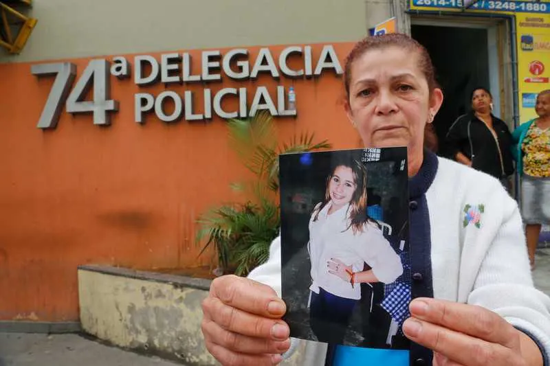 Tânia Cristina espera reencontrar sua filha bem