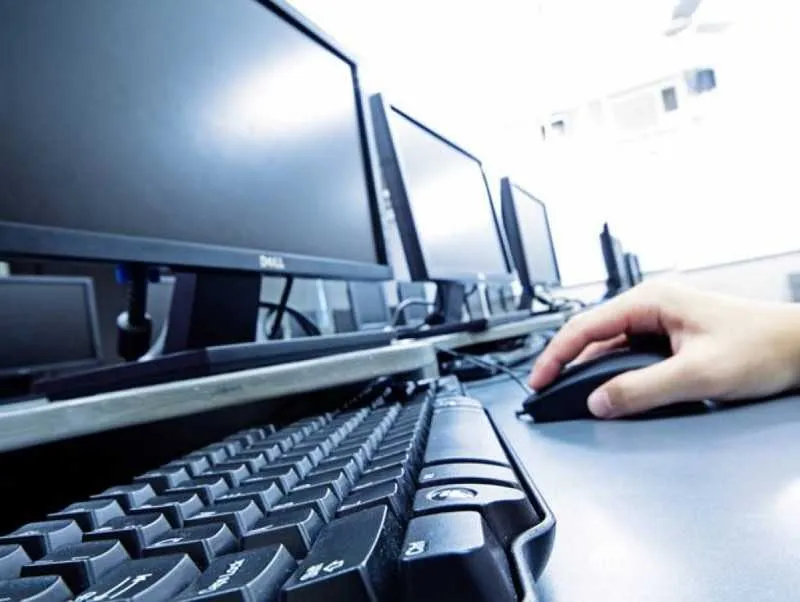 Das mais de 300 vagas na região, há 92 para o curso de Computação em SG, Niterói e Rio Bonito