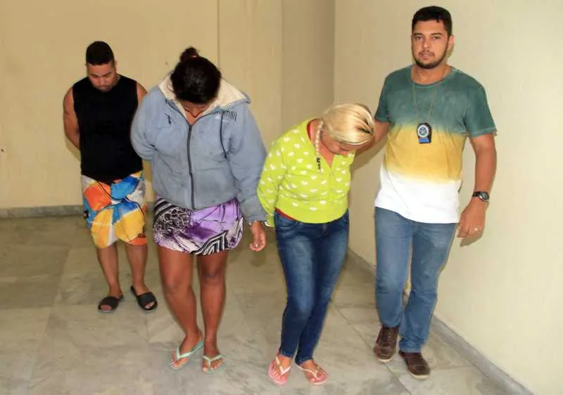 Dione sumiu dia 15, quando Gizelle e casal tramaram o crime