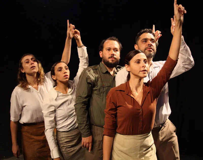 ‘Terror e Miséria do Terceiro Reich’ fica em cartaz no Teatro Municipal de Niterói até o próximo dia 22