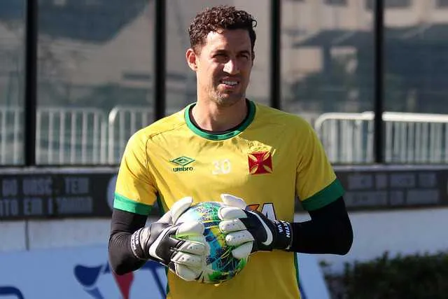 Nas redes sociais, os torcedores cruzmaltinos elogiaram a atitude do goleiro Martín Silva