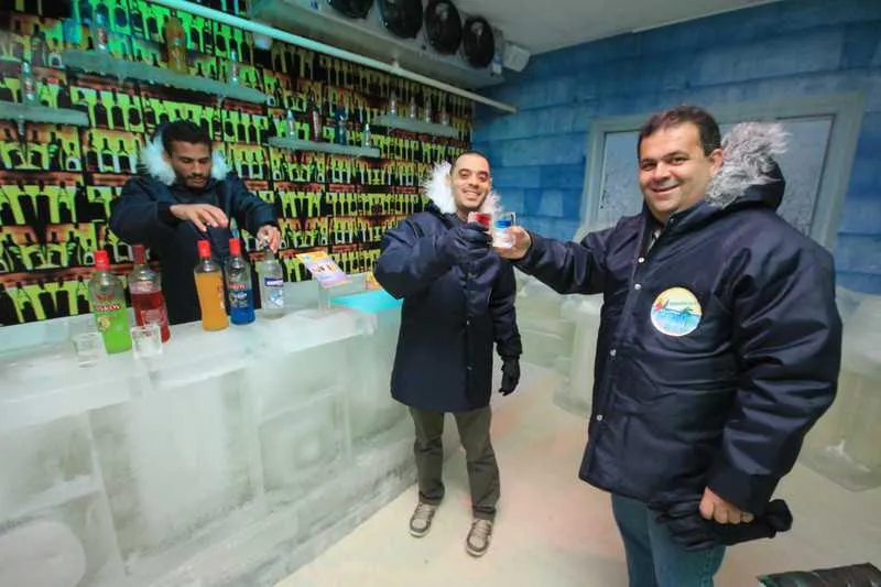 Imagem ilustrativa da imagem Encontro reúne YouTubers em bar de gelo de São Gonçalo