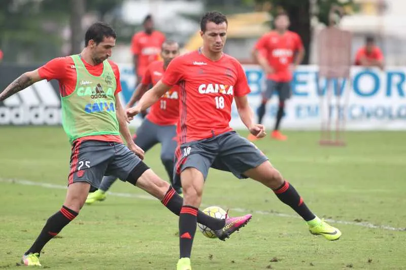 Imagem ilustrativa da imagem Rubro-Negro retoma atividade no 'Ninho'