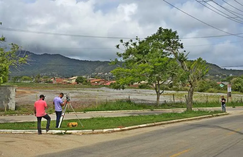 Imagem ilustrativa da imagem Área do complexo esportivo de Maricá tem estudo topográfico