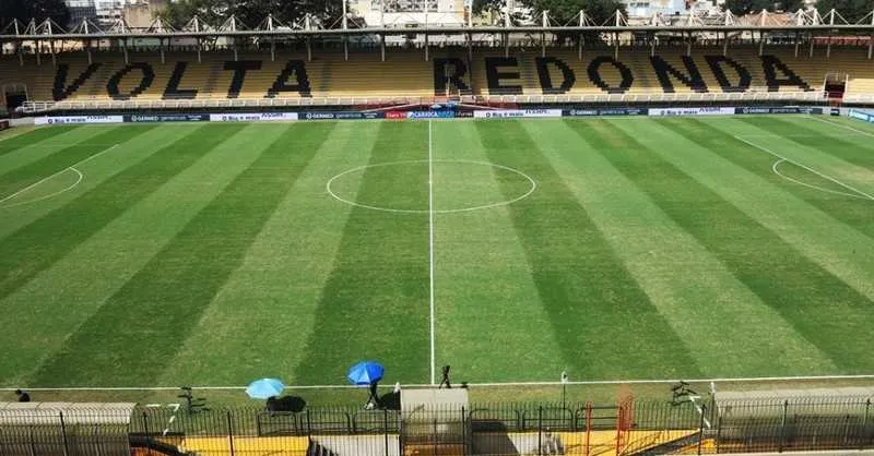 Imagem ilustrativa da imagem Sem poder usar a Arena Botafogo, clássico Fla-Flu será no Raulino