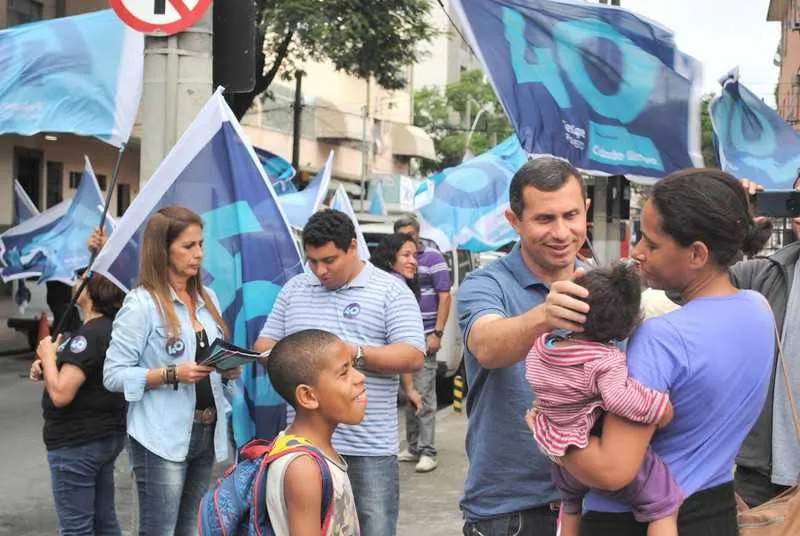 Imagem ilustrativa da imagem Candidatos seguem para lados opostos para conquistarem votos