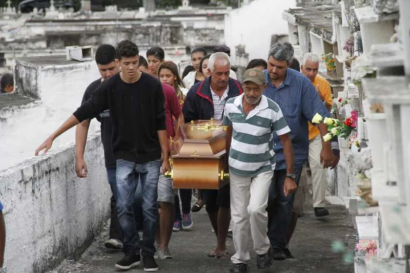 Imagem ilustrativa da imagem DH investiga morte de dono de mercearia em bairro de São Gonçalo.